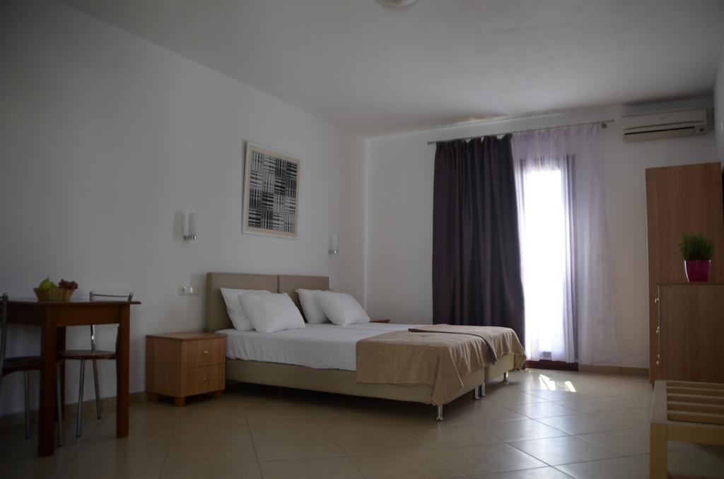 Alex Mike Apartamento Agia Anna  Exterior foto